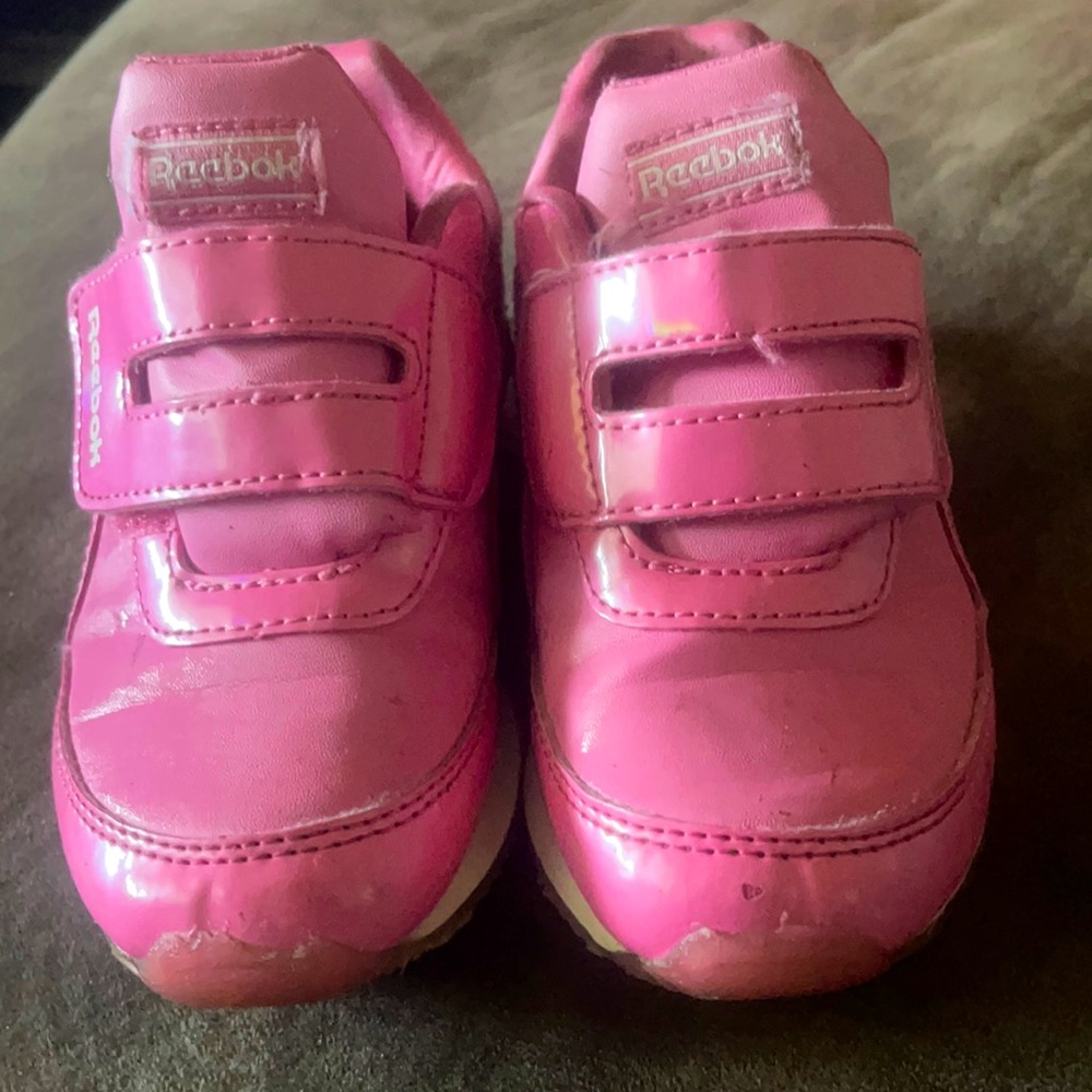Reebok size 9C